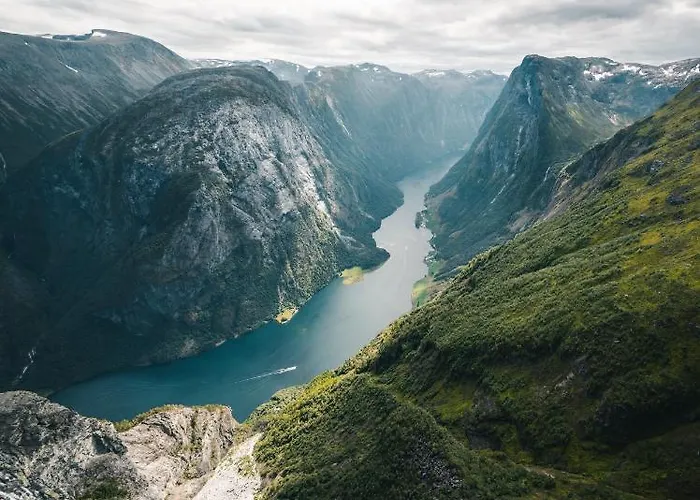 Budget Πανσιόν